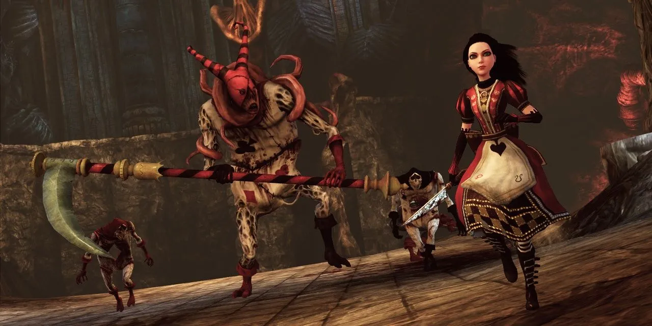 Alice chiến đấu với lính bài trong thế giới Wonderland méo mó của Alice: Madness Returns