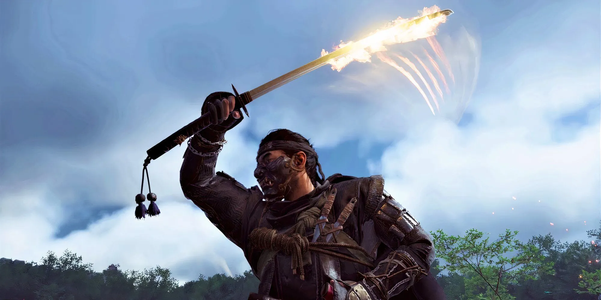 Chiến binh samurai Jin Sakai trong Ghost of Tsushima đang chiến đấu giữa rừng lá phong.