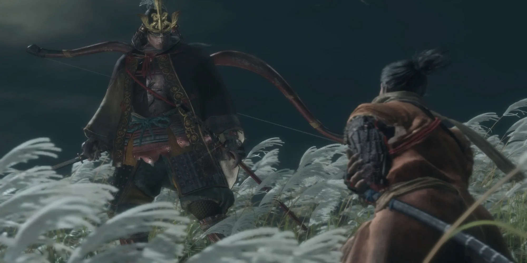 Genichiro Ashina đứng trên cao nhìn xuống người chơi trong Sekiro: Shadows Die Twice
