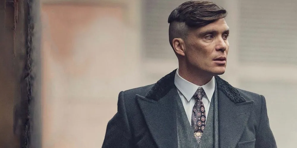 Hình ảnh Tommy Shelby trong Peaky Blinders, gợi ý về game hành động nhập vai tội phạm thế giới mở