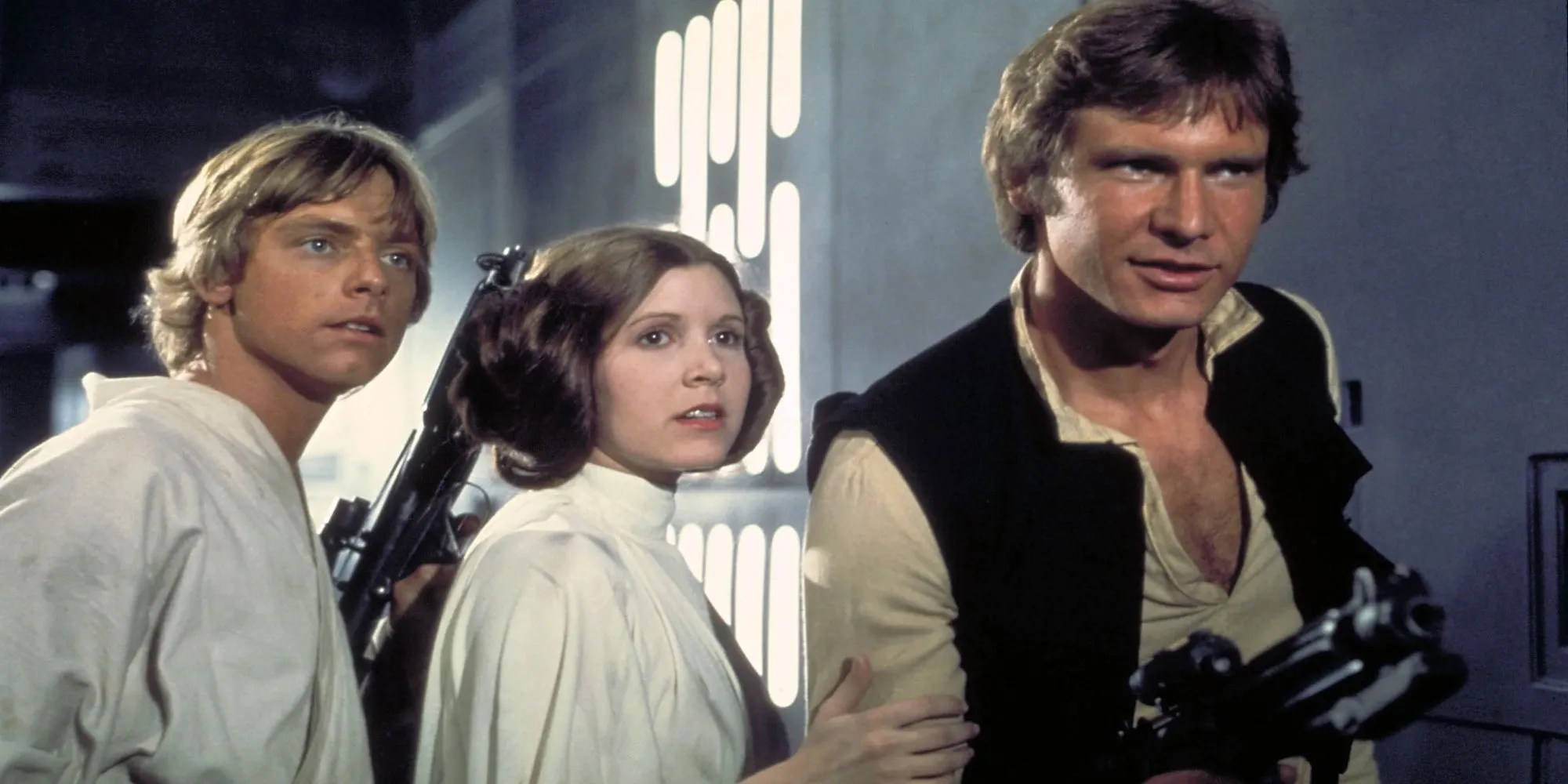 Luke Skywalker, Han Solo và Leia Organa trong phim Star Wars: A New Hope