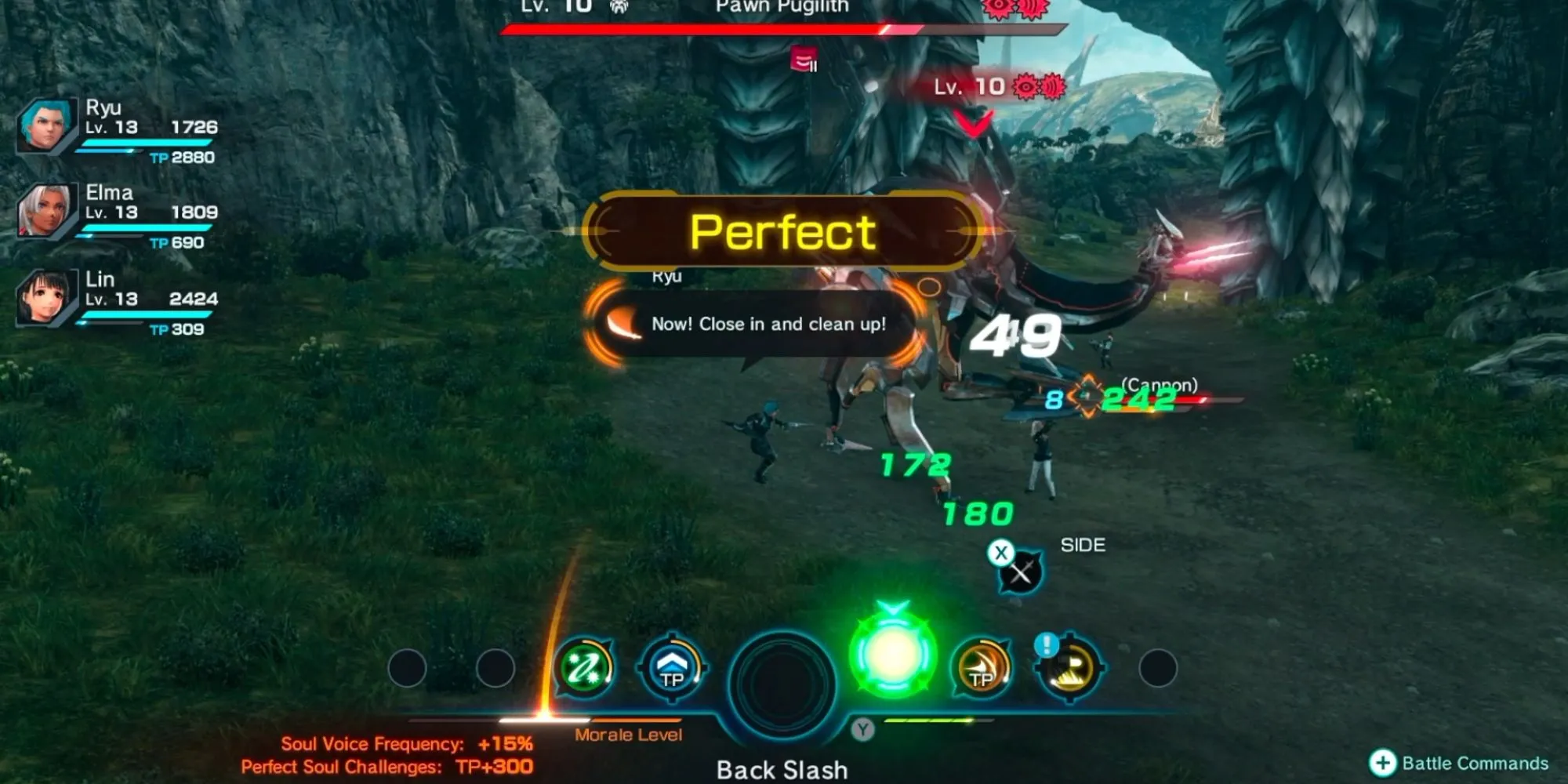 Nhân vật chiến đấu với quái vật lớn trên hành tinh Mira trong Xenoblade Chronicles X, cần chuẩn bị TP.