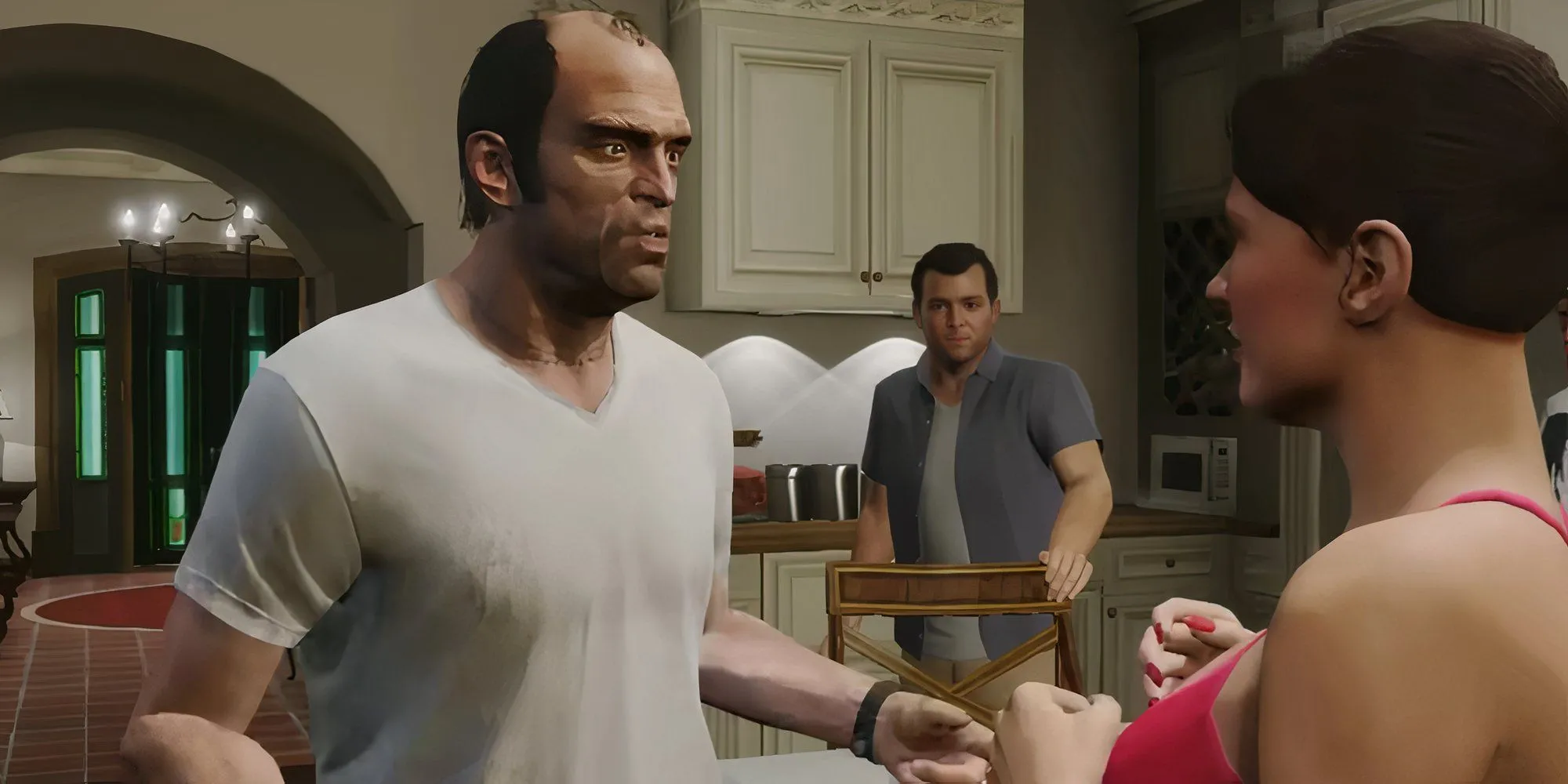 Trevor Philips từ GTA 5 đang nói chuyện với Amanda, Michael đứng ở phía sau