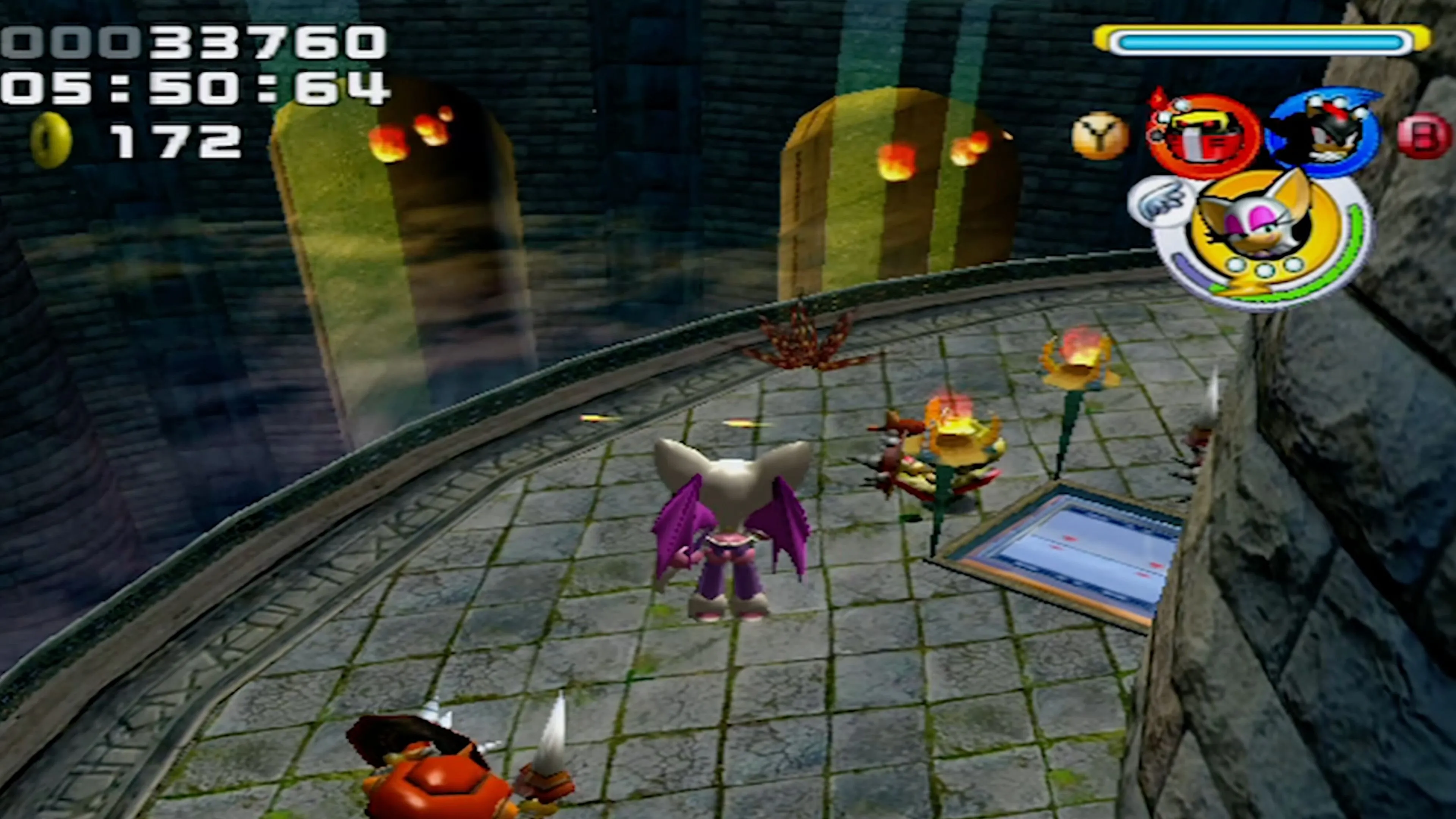 Cảnh chiến đấu hoành tráng với nhiều nhân vật trên màn hình của Sonic Heroes