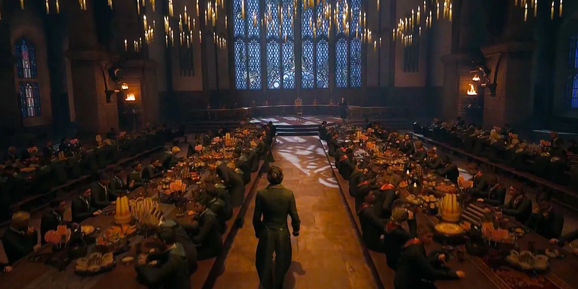 Đại sảnh đường Hogwarts Legacy với tiệc tùng