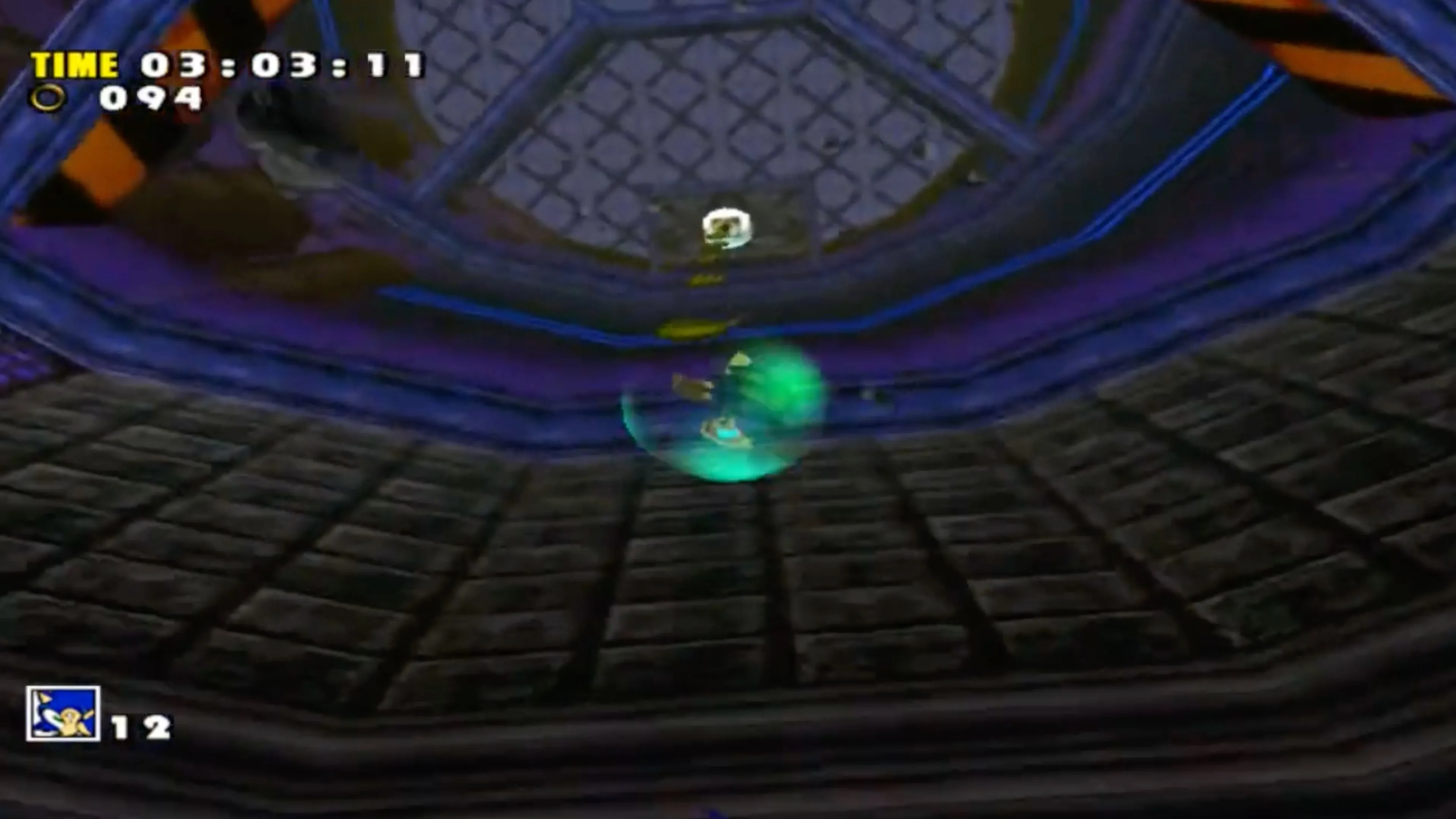 Nữ thợ săn kho báu Rouge the Bat lần đầu xuất hiện trong Sonic Adventure